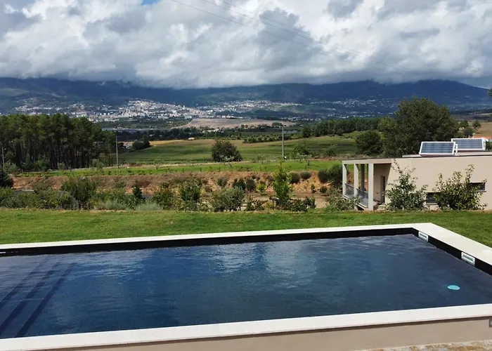 Laje Da Bica Hétvégi ház Covilhã